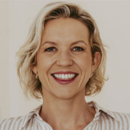 Georgina Camp avatar